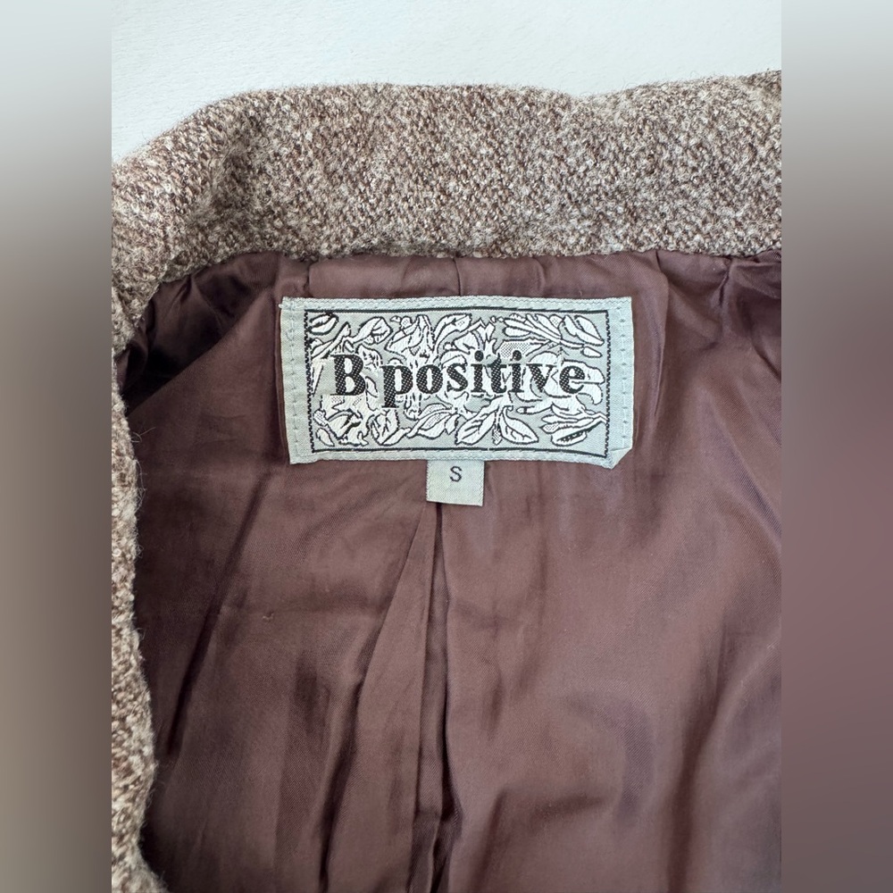 Fall/winter coat - Picture 9 of 10